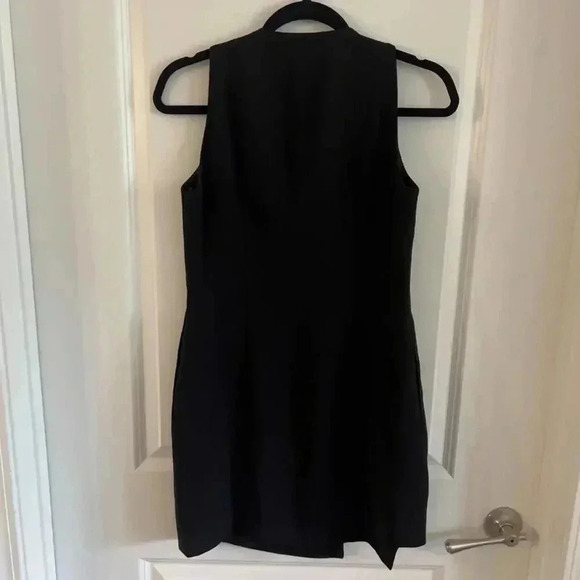 308 Elliatt Iris Blazer Dress in Black Size Small - Picture 6 of 6